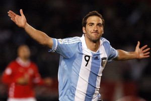 开云官网-快船对阵篮网，克莱·汤普森在重压下完成涅槃，一记三分唤醒沉睡的杀手本能