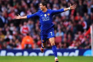 开云下载-杜兰特，在圣安东尼奥的钢铁丛林里，他是一支永不熄灭的火焰