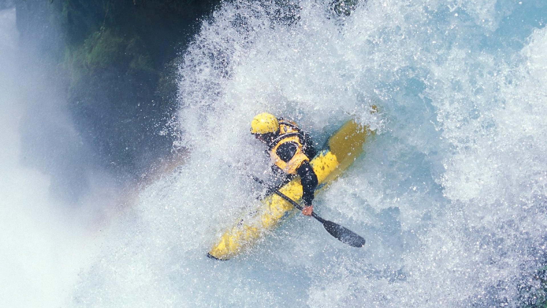 浓眉爆发难敌勇士三分雨，老鹰遭连续得分压制暴露致命短板