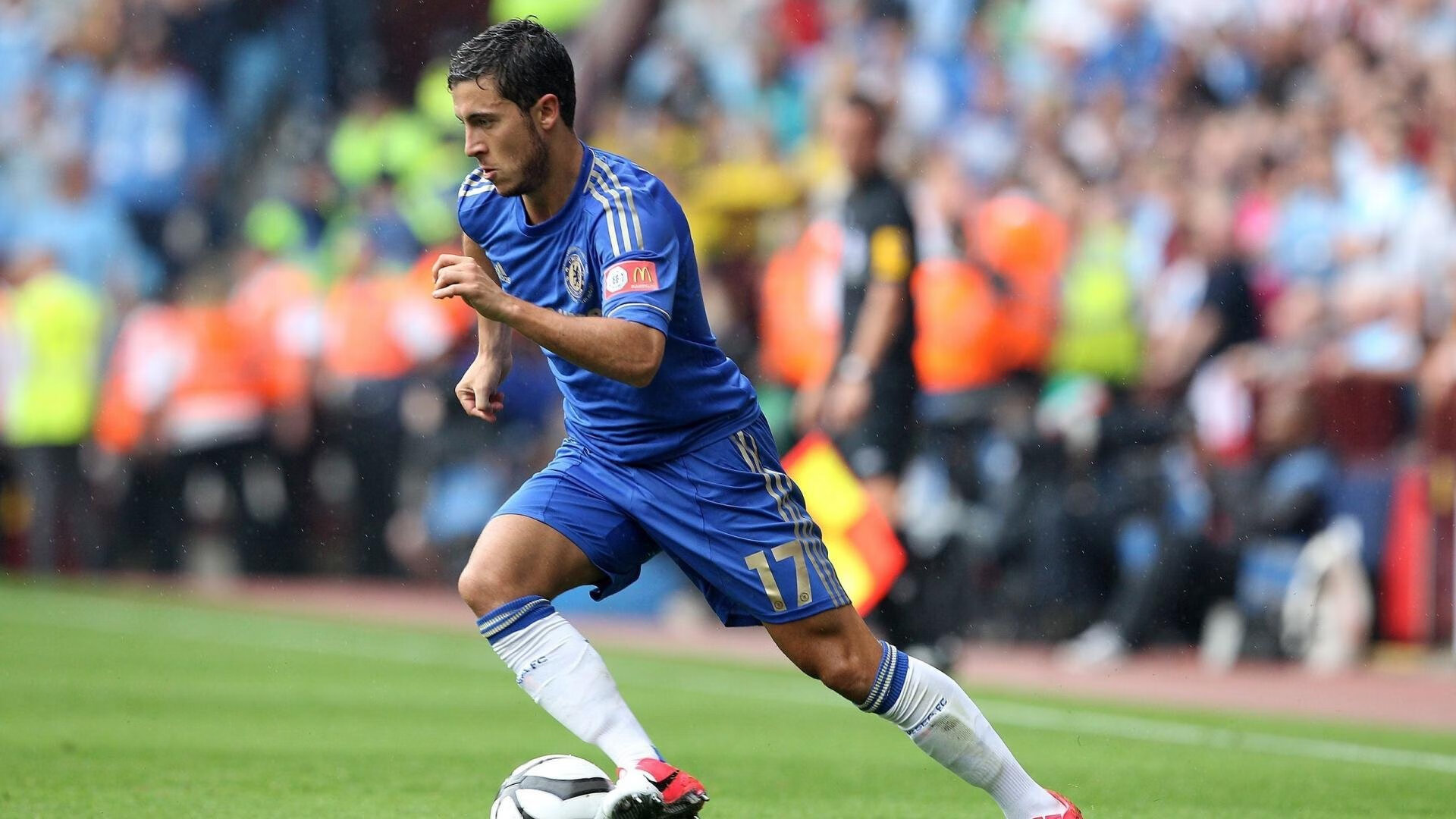 黄蜂争冠战爵士，英格拉姆F1街道赛上演接管奇迹