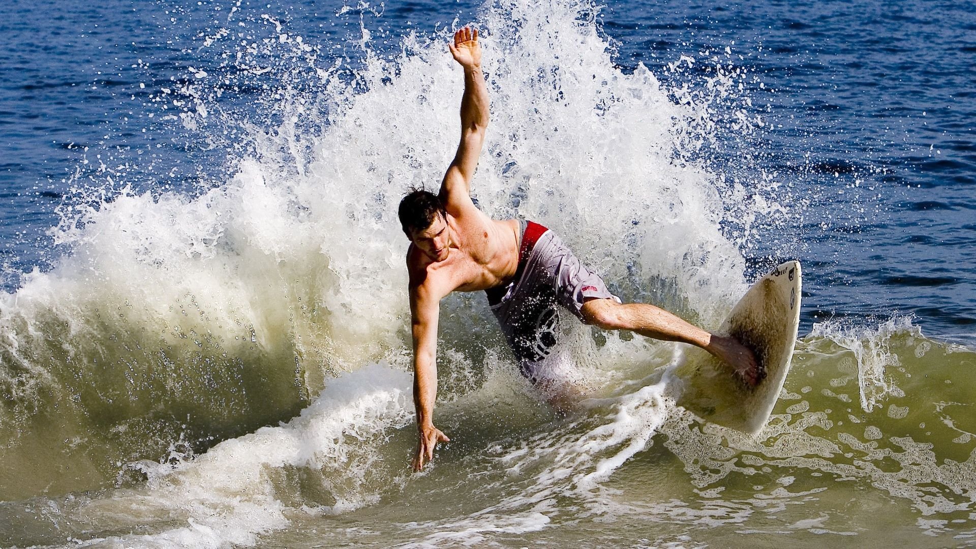 季后赛抢七之夜，金玟哉展现巨星价值